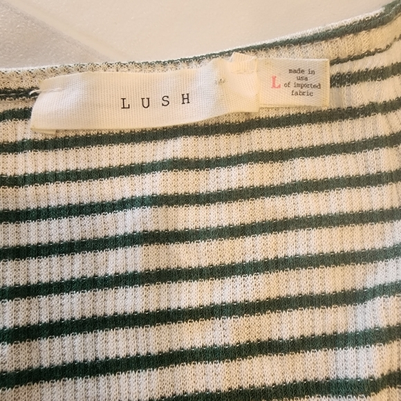 Lush, womens size L, green & white stripes w/ faux buttons, tie w/ flowy sleeves - Picture 10 of 14